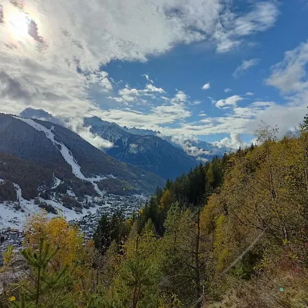 Casa Piste Da Sci Baradello 阿帕里卡